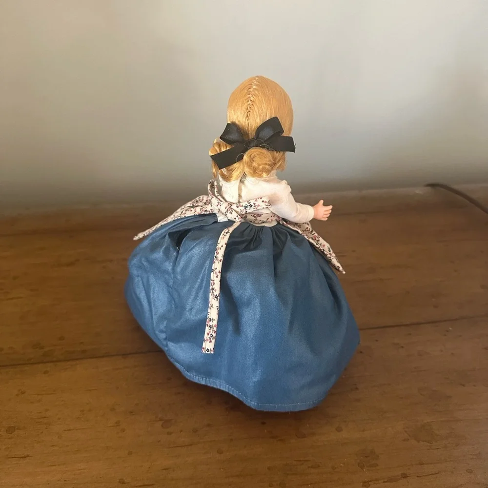 Vtg. Madame Alexander Topsy Turvy Cinderella Doll